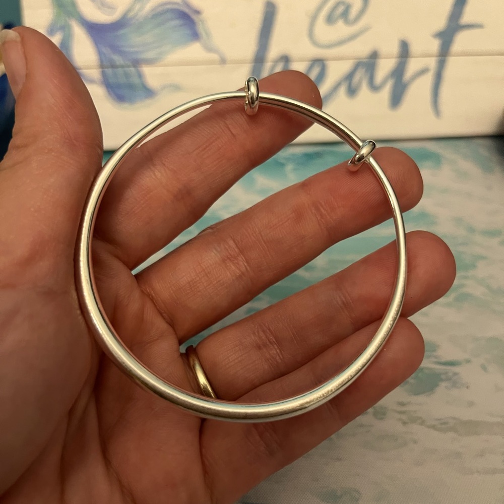 Sterling silver Bangle